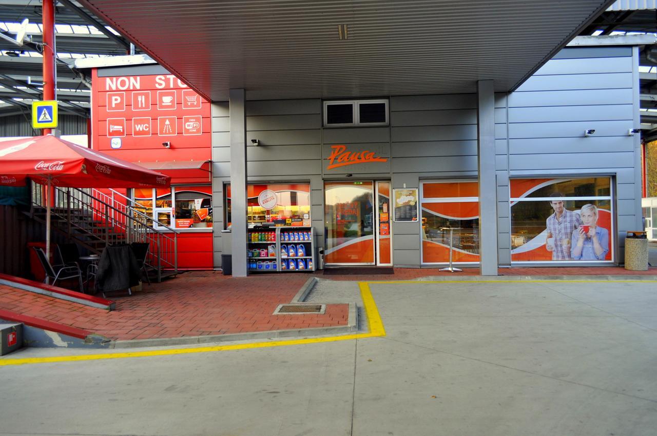 Gas Truck Centrum Holíč Exterior foto